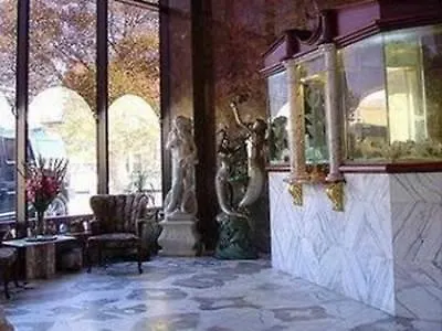 Paris Suites Hotel New York