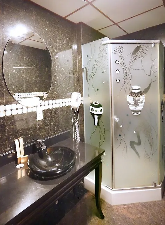 Paris Suites Hotel New York 3*,  United States
