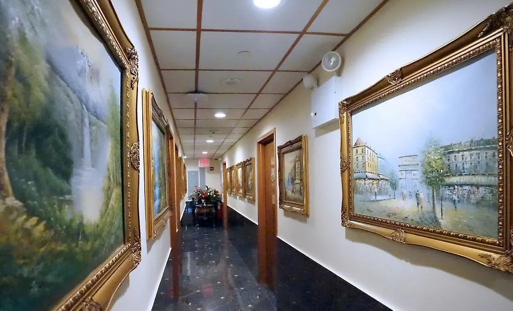 Paris Suites Hotel New York 3*,