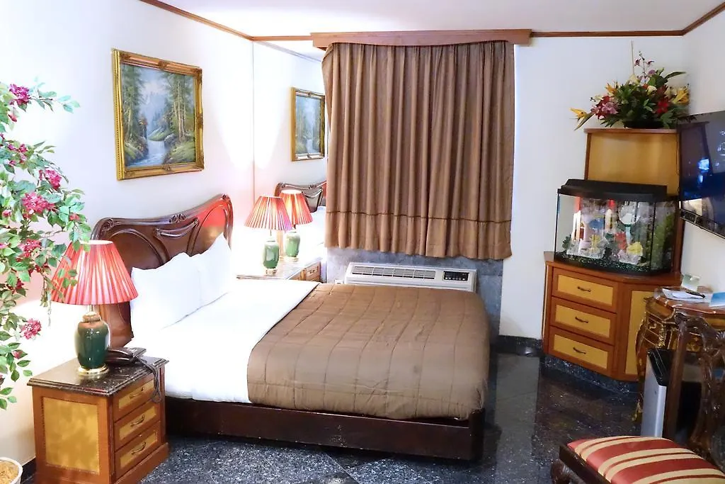 ***  Paris Suites Hotel New York United States